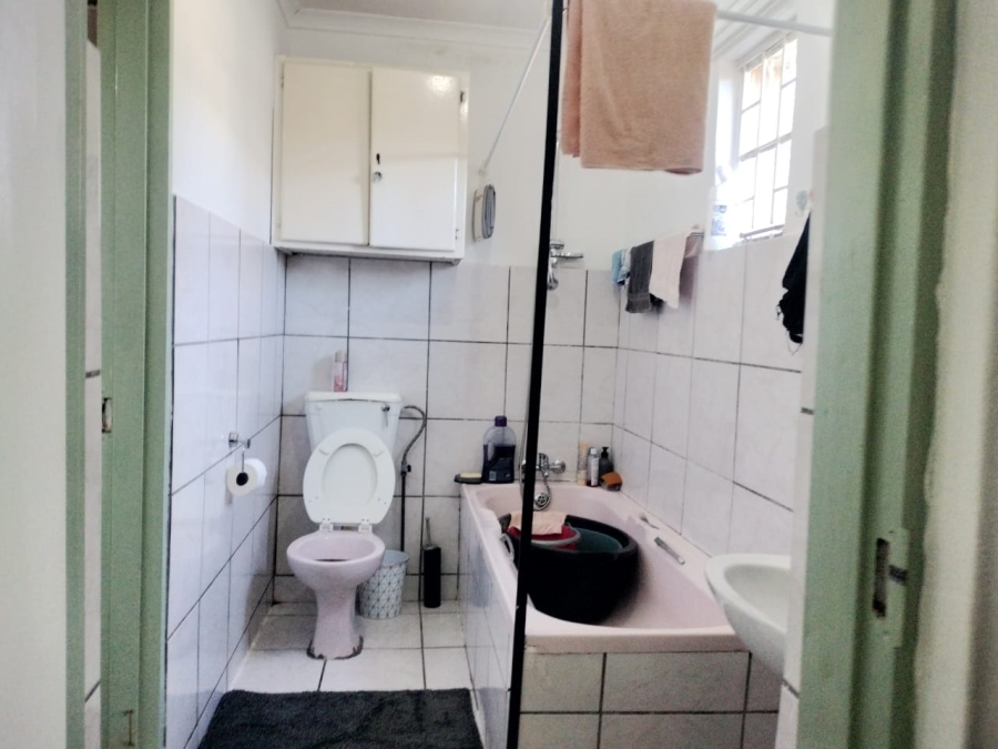 4 Bedroom Property for Sale in Ladybrand Free State